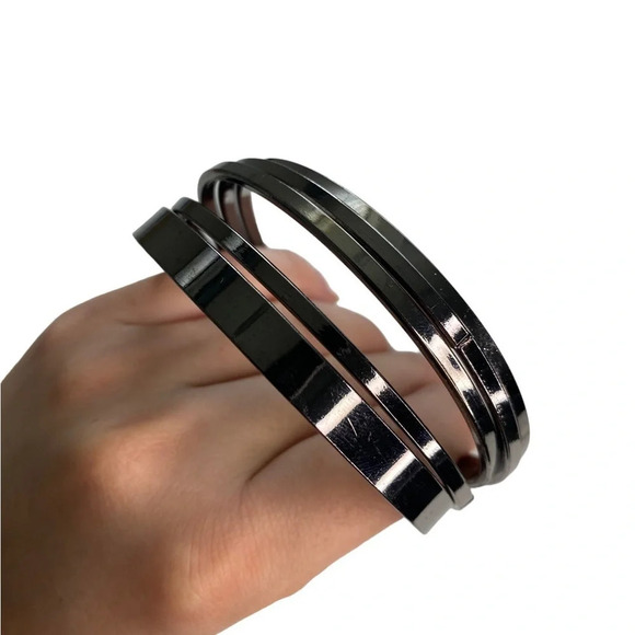 5 Vintage Bracelets - Picture 5 of 9